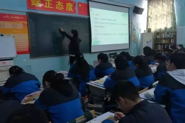 捷报网，汇聚教育资讯，助力学子成长