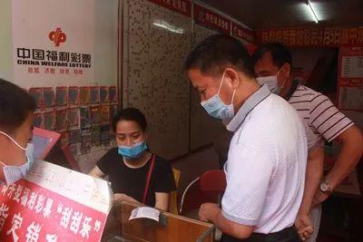 幸运之选，机选双色球中奖的奇妙之旅